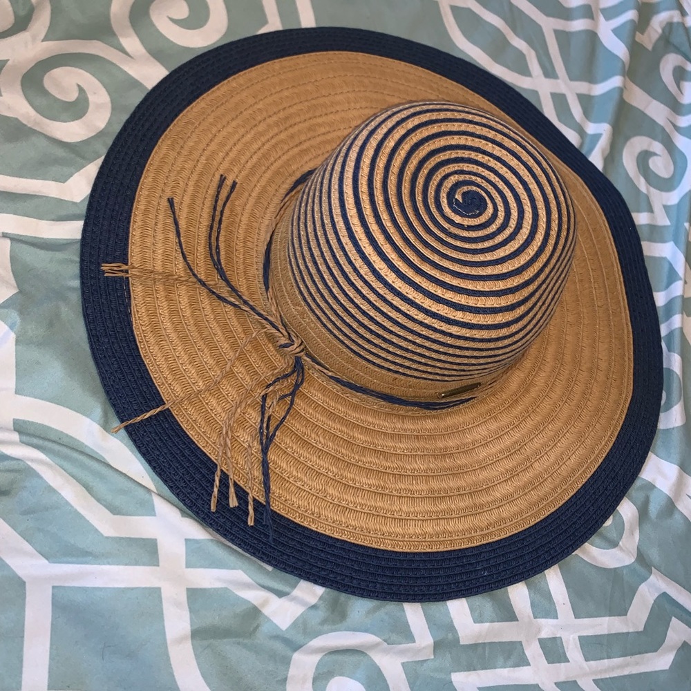 Summer Floppy Hat - image 2